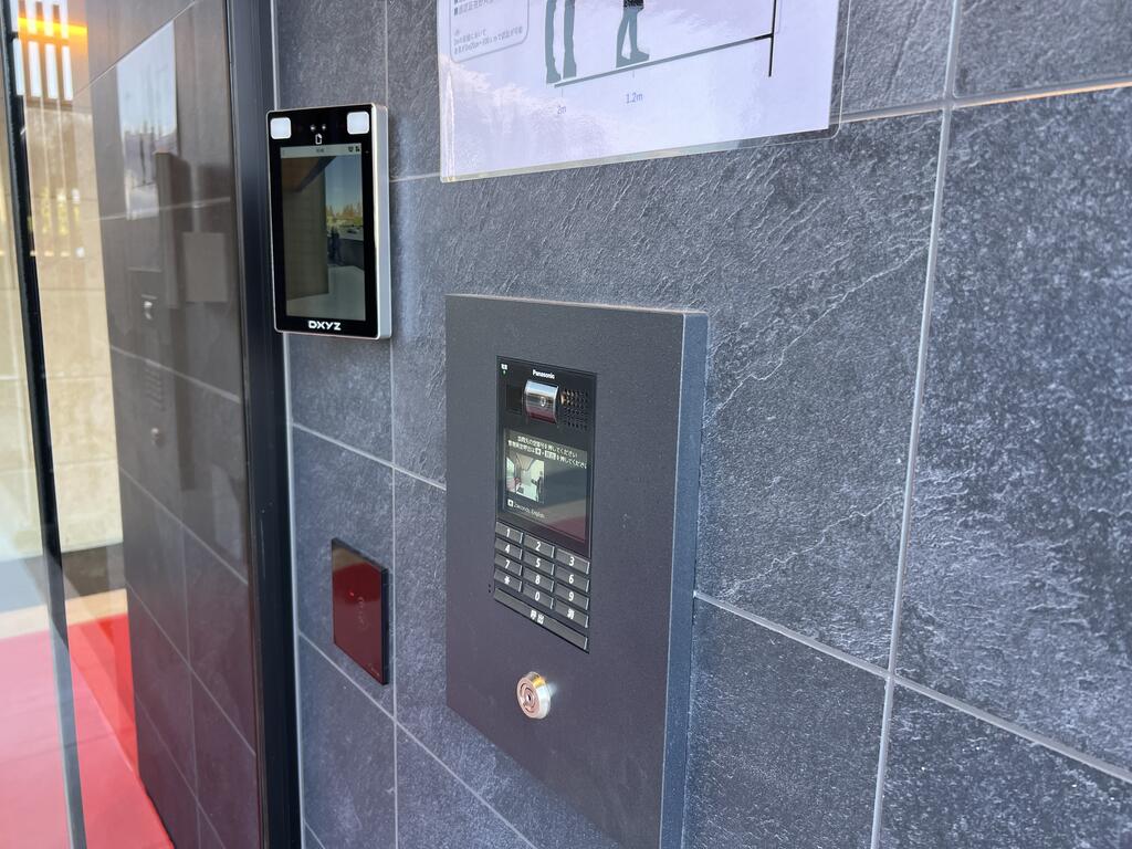 セキュリティ　顔認証システム