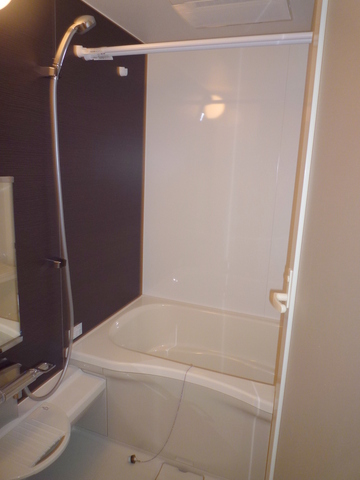 バス・シャワールーム　★追焚機能に浴室乾燥機完備★