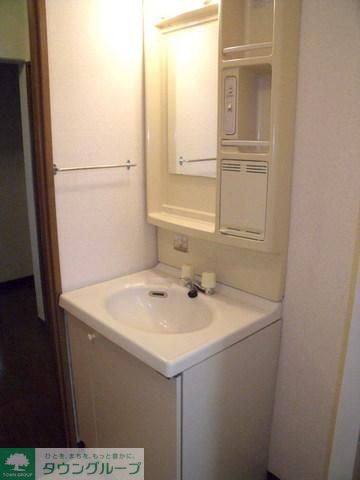 洗面設備　朝に嬉しい独立洗面台