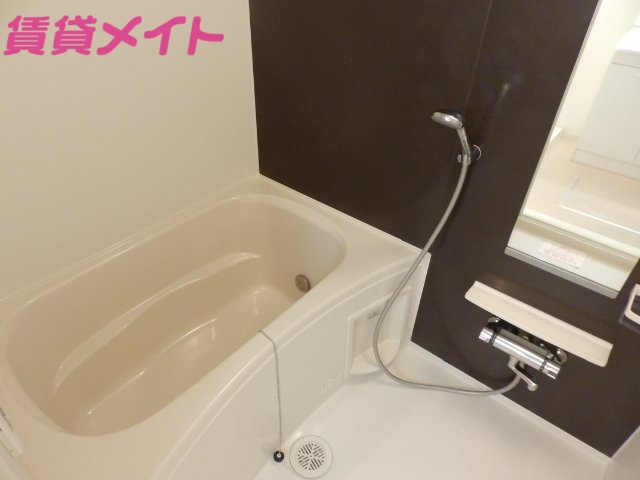 バス・シャワールーム　同型タイプのものです