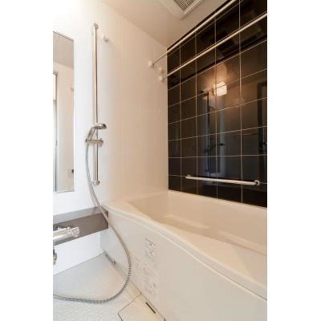 バス・シャワールーム　※写真は同タイプ住戸です。