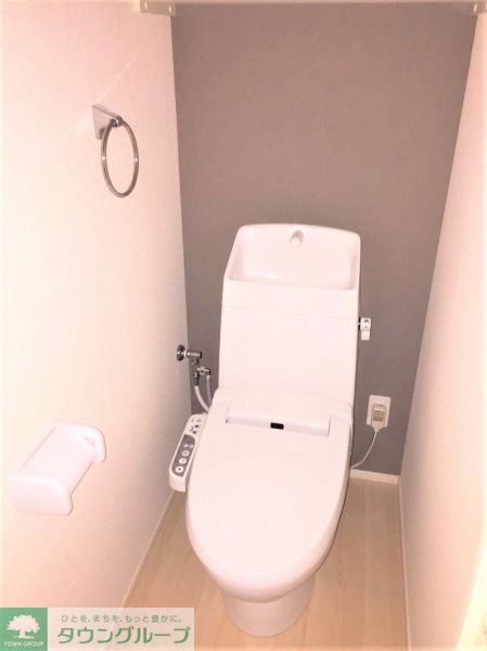 トイレ　号室によって間取りや仕様は異なります。