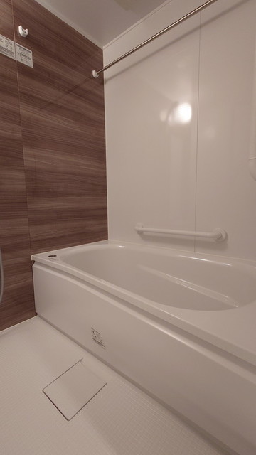 バス・シャワールーム　※写真は同タイプ住戸です。