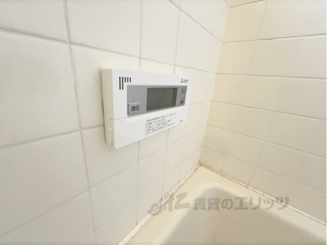 その他設備　給湯器リモコン