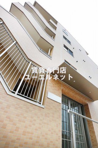 建物外観　シンプルで洗練されたデザインが毎日の暮らしに心地よさをプラス