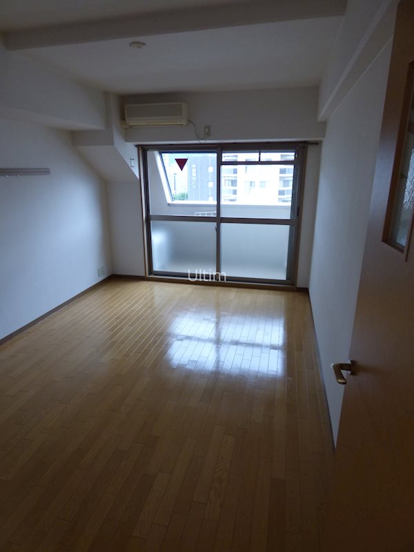 居室・リビング　違うお部屋の写真です。ご参考までに