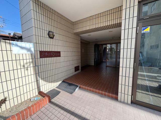 エントランス　エントランス部分