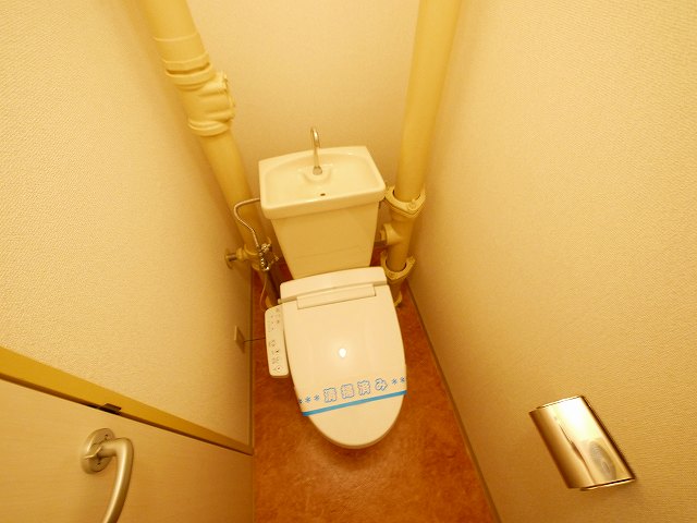 トイレ　落ち着いたトイレです