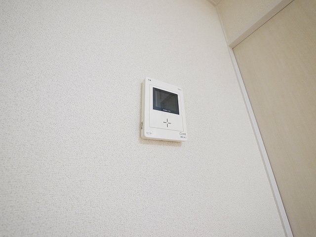 セキュリティ　モニター付きインターホン