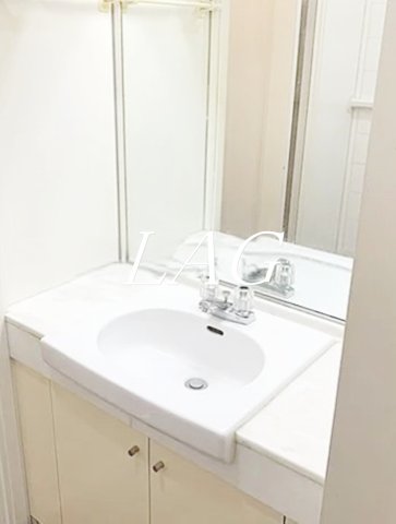 洗面設備　洗面台です。
