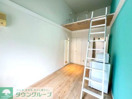 リエス厚木及川の居間写真