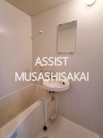 バス・シャワールーム　※同建物別号室