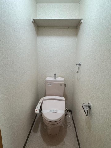 トイレ　ウォシュレット