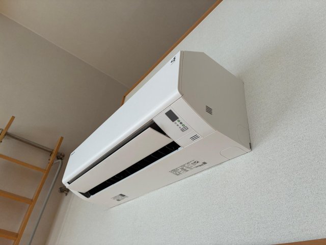その他設備　新しいエアコン