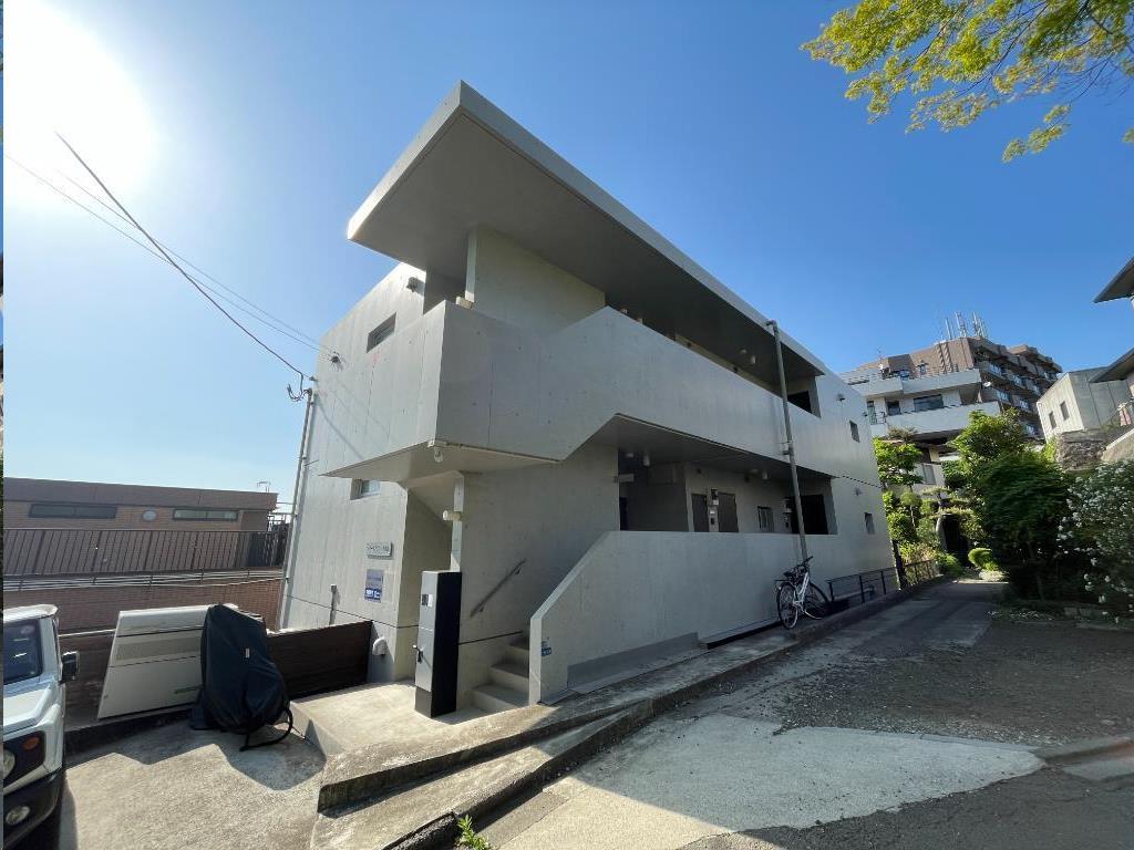 スタークメゾン小松島