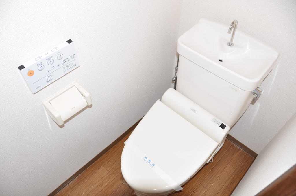 ＪＲ山陽本線 中庄駅 徒歩17分 1階建 築30年のトイレ写真