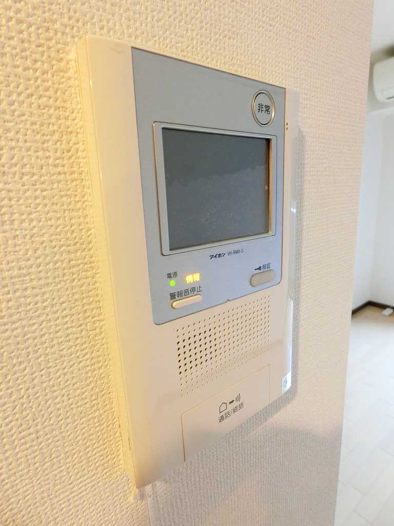 セキュリティ　※同物件、別部屋になります。