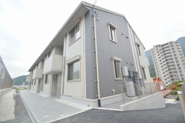 幼稚園・保育園　中野保育園（幼稚園・保育園）まで636m