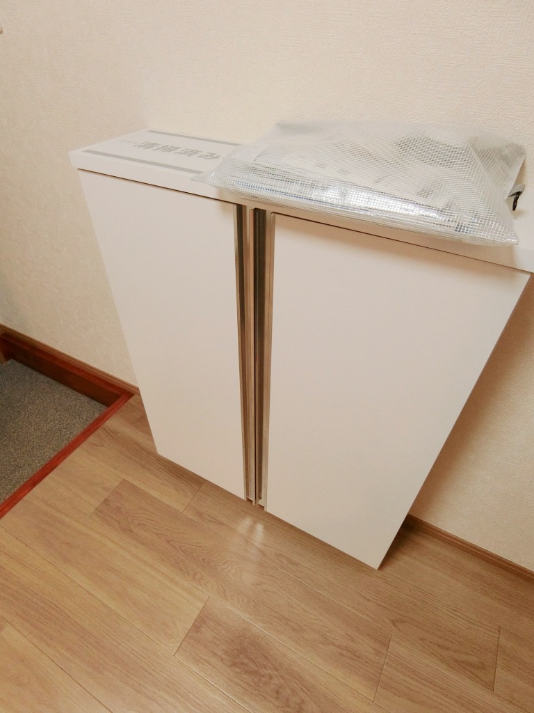 その他　玄関横にはシューズボックスもございます