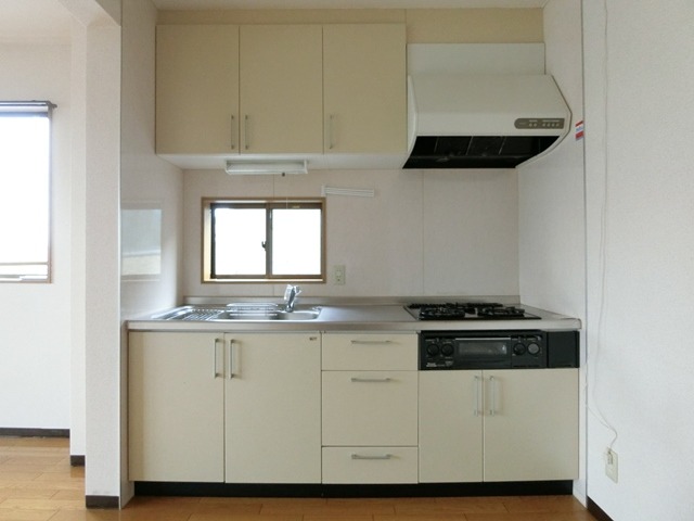 キッチン　図面と現状に相違がある場合には現状を優先