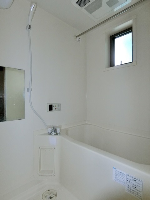 バス・シャワールーム　図面と現状に相違がある場合には現状を優先