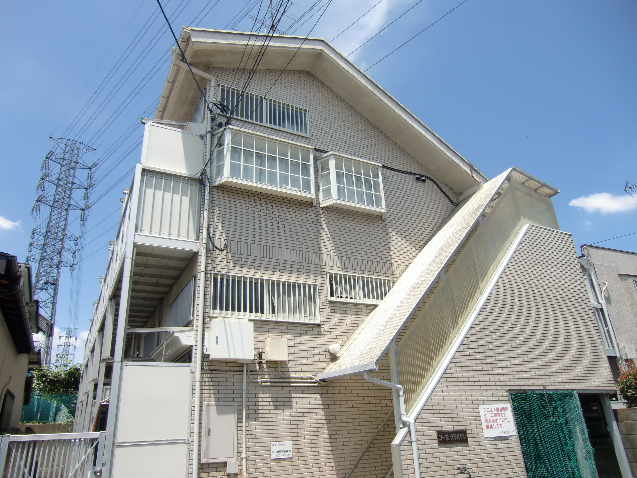 東京都三鷹市新川１（アパート）の賃貸物件の外観