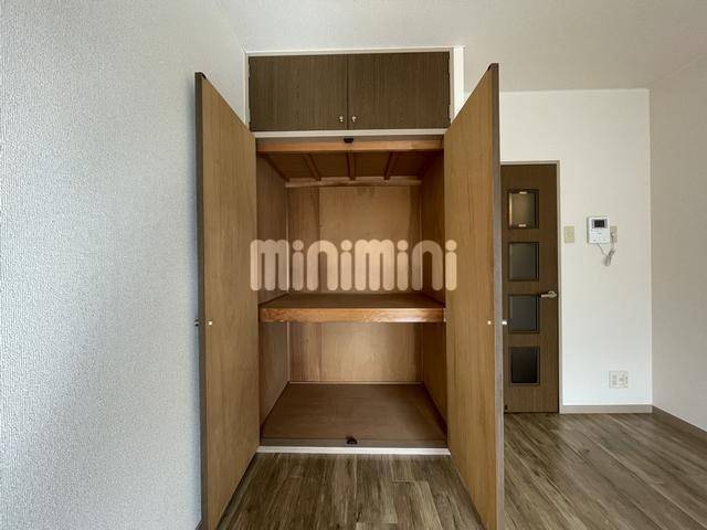 収納　奥行きがあります