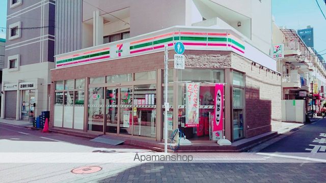 コンビニ　セブンイレブン（コンビニ）まで166m
