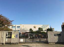 小学校　姫路市立飾磨小学校（小学校）まで1231m