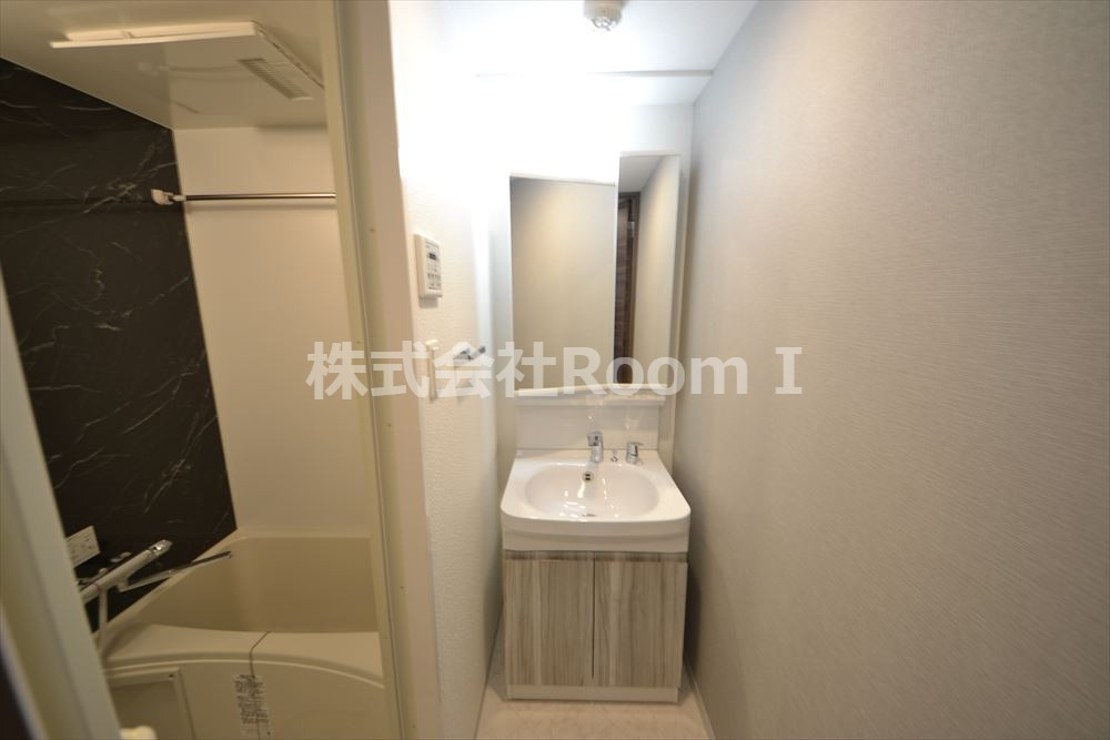 洗面設備　忙しい朝には欠かせない洗面所です