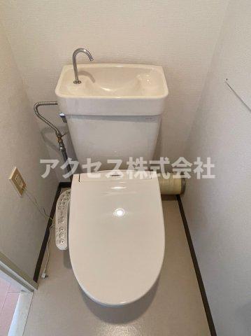 【新宿区上落合のマンションのトイレ】