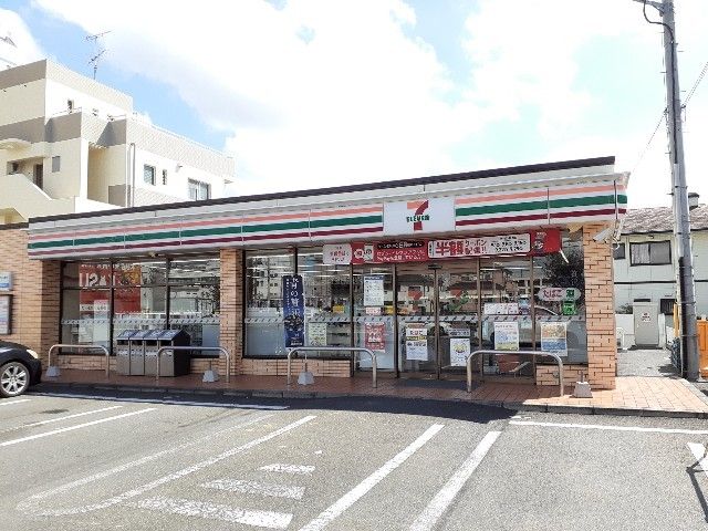 コンビニ　セブンイレブン 土浦港町１丁目（コンビニ）まで1200m