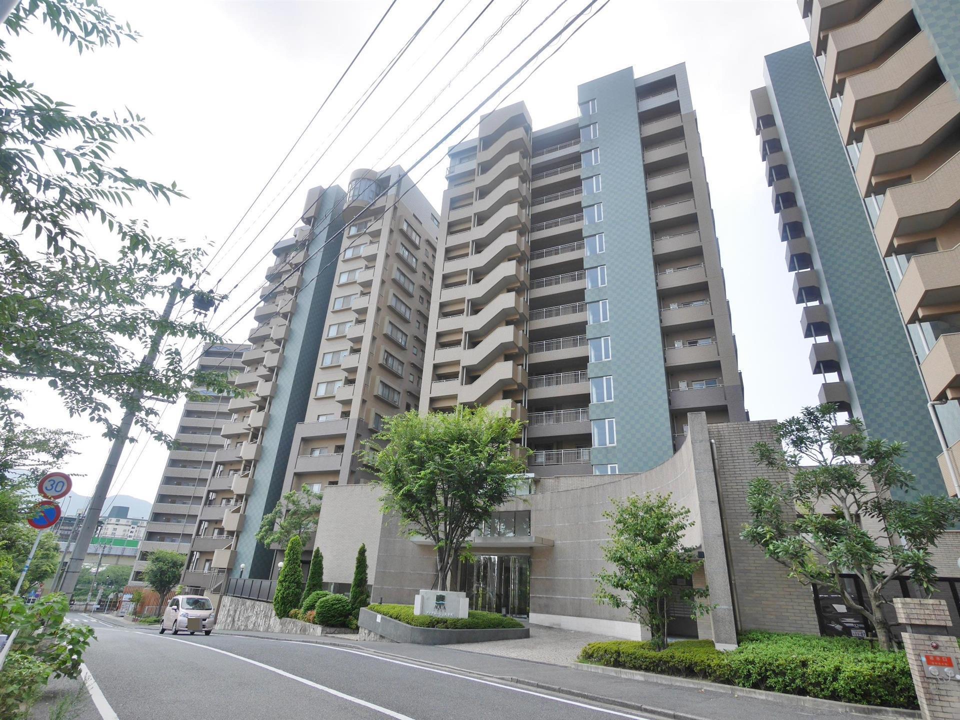 北九州市小倉北区大手町のマンションの建物外観