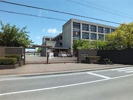 【加古川市神野町石守貸家の中学校】