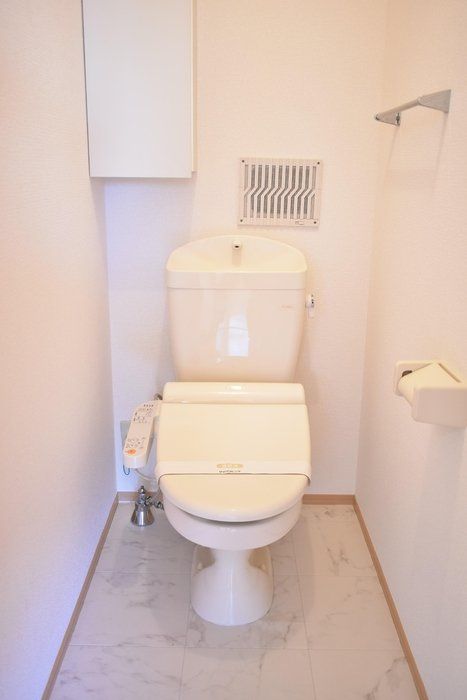 【上尾市井戸木のアパートのトイレ】