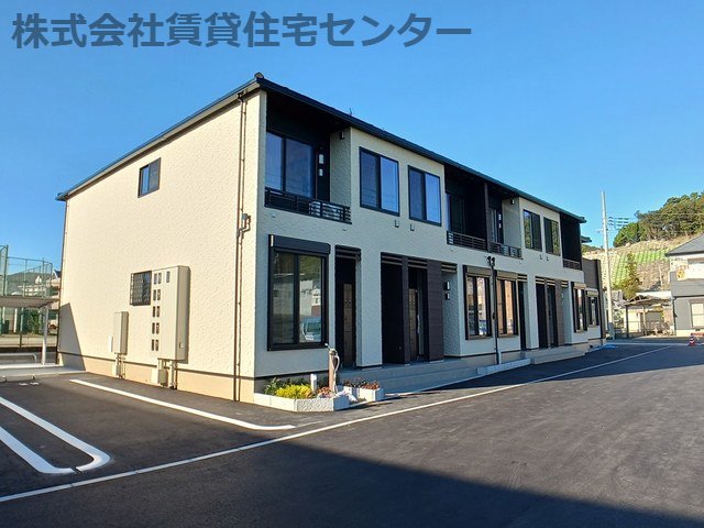 【エテルノ木ノ本Ａの建物外観】