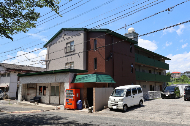 北九州市小倉南区葛原本町のマンションの建物外観