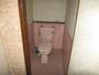 トイレ　※現状有姿渡し。（トイレは補修が必要です。）