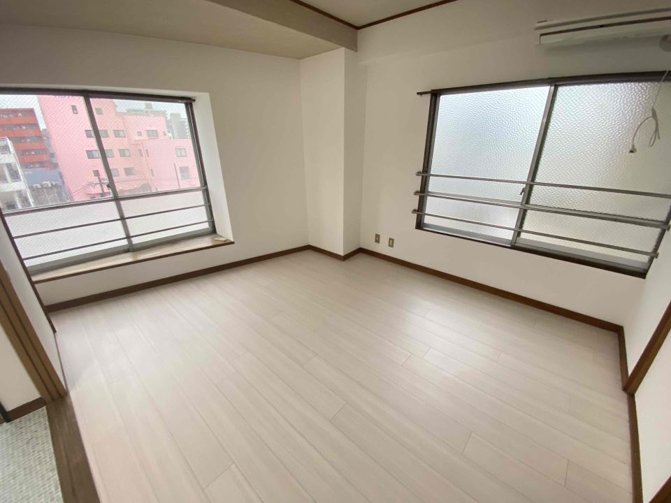 居室・リビング　白を基調としたお部屋です☆