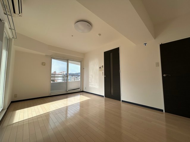 居室・リビング　ゆったり過ごせる居間です