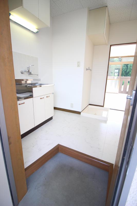 玄関　玄関ドアを開けたところです。