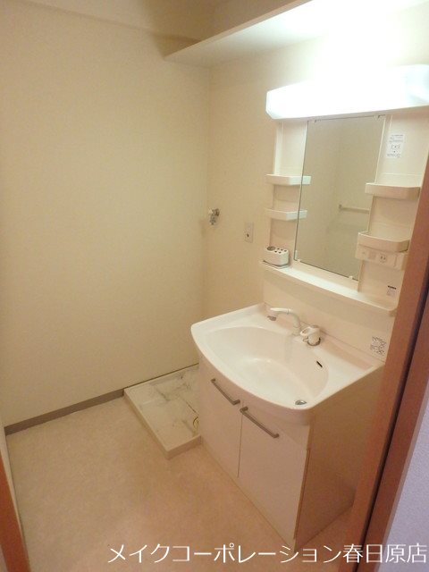 洗面設備　写真は同型タイプ