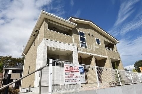 田村郡三春町大字熊耳のアパートの建物外観