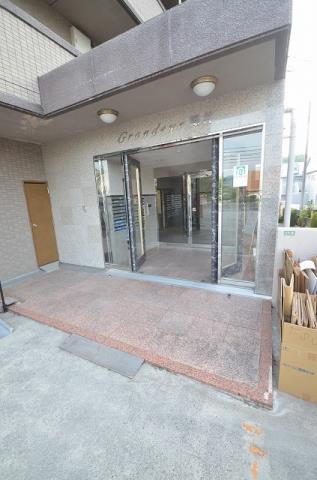 エントランス　エントランス