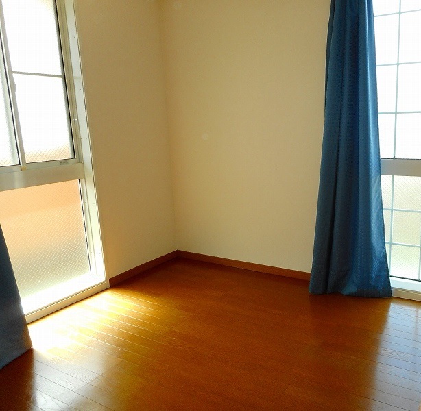 居室・リビング　部屋によって家具家電の有無は異なります