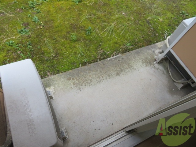 バルコニー　バルコニーはこちらです。スペースも十分ありますね。