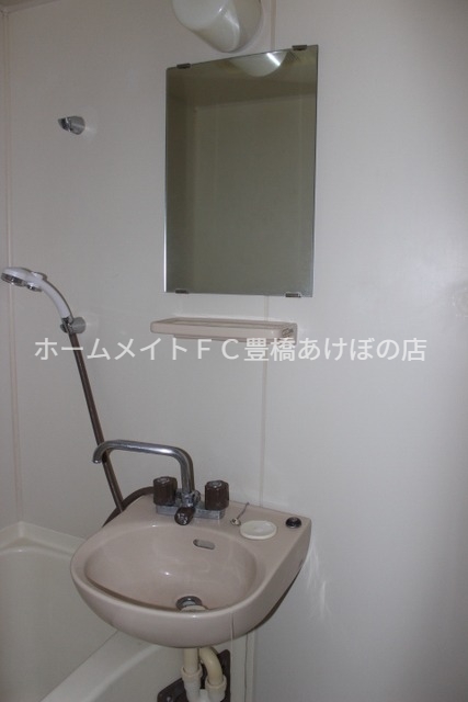 洗面設備　同型別部屋写真