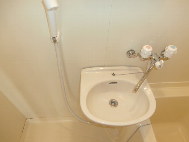 洗面設備　同仕様