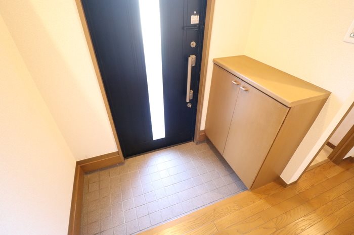 玄関　シューズボックス完備。
