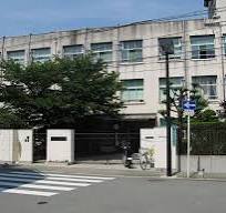 小学校　堺市立東三国丘小学校（小学校）まで307m